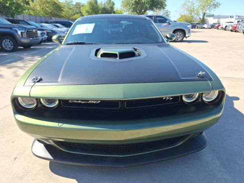 Used 2020 Dodge Challenger R/T Scat Pack RWD image 9