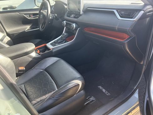 Used 2021 Toyota RAV4 Adventure image 11