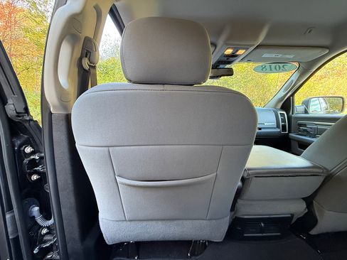 Used 2018 RAM 1500 Big Horn image 25