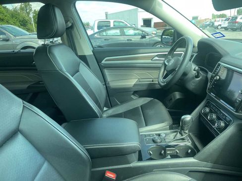 Used 2022 Volkswagen Atlas SEL AWD/4WD image 5