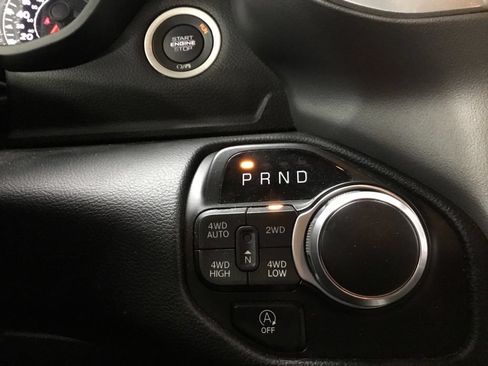 Used 2022 RAM 1500 Big Horn AWD/4WD image 37