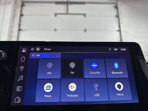 Used 2023 Chevrolet Colorado Trail Boss w/ Advanced Trailering Package image 30