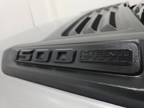 Used 2019 RAM 1500 Sport w/ Level 2 Equipment Group image 34