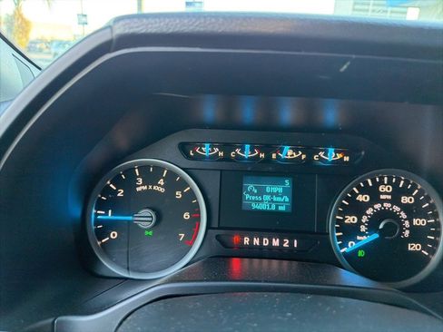 Used 2017 Ford F150 XLT image 12