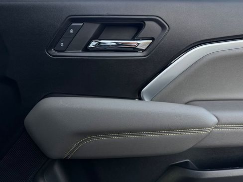 Certified 2024 Chevrolet Colorado ZR2 w/ ZR2 Bison Edition image 19