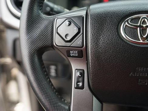Used 2023 Toyota Tacoma TRD Sport AWD/4WD image 22