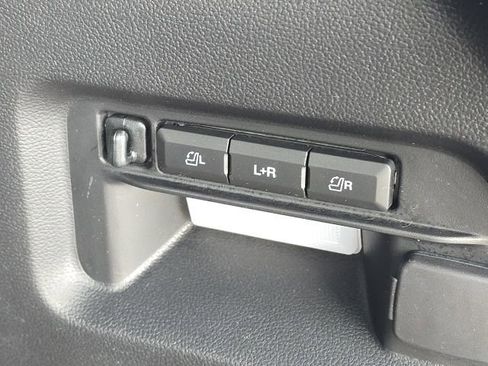 Used 2023 Ford Explorer ST w/ Equipment Group 401A AWD/4WD image 13
