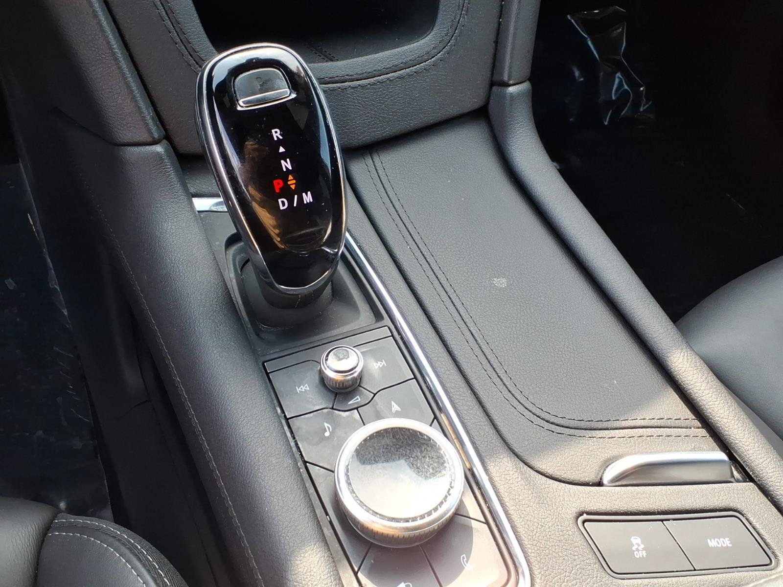 Used 2024 Cadillac XT6 Premium Luxury AWD/4WD image 10