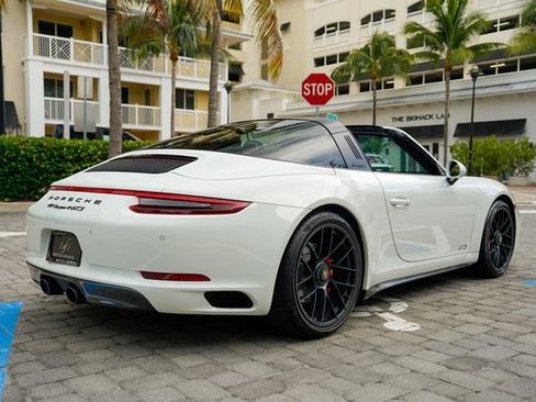 Used 2018 Porsche 911 Targa 4 GTS AWD/4WD image 27