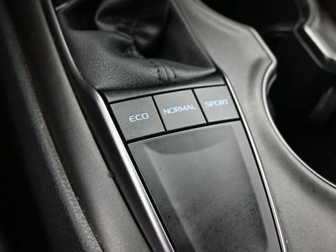Used 2023 Toyota Camry SE FWD image 24