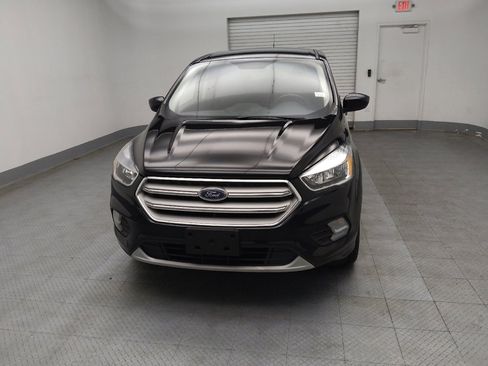 Used 2019 Ford Escape SE image 15