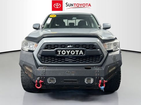 Used 2019 Toyota Tacoma SR5 image 10