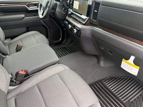 New 2026 GMC Sierra 2500 SLE w/ SLE Value Package; AWD/4WD image 12