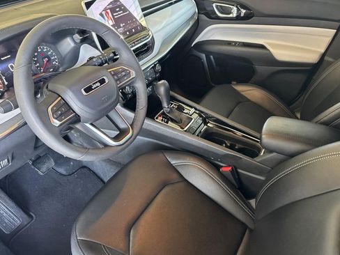 Used 2025 Jeep Compass Limited AWD/4WD image 4