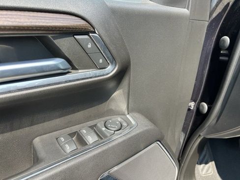 Used 2023 Chevrolet Silverado 1500 LT AWD/4WD image 24