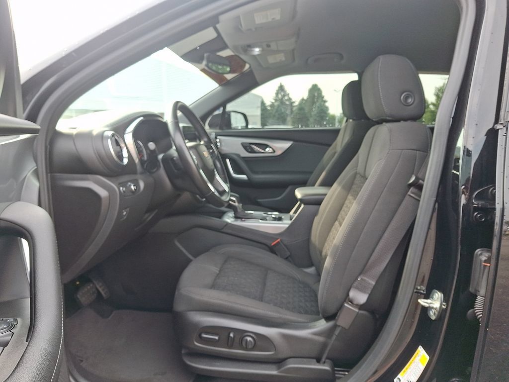 Used 2020 Chevrolet Blazer LT AWD/4WD image 15