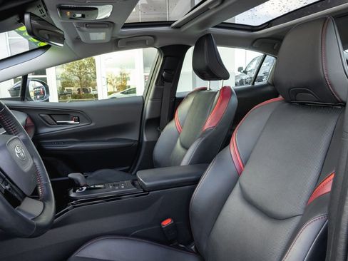 Used 2024 Toyota Prius Prime image 11