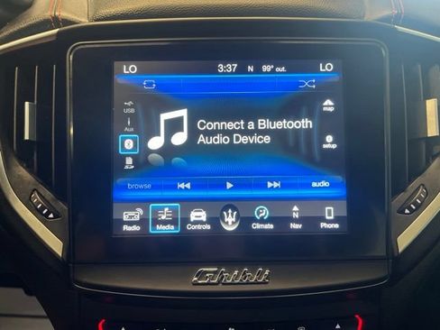 Used 2018 Maserati Ghibli S Q4 AWD/4WD image 19