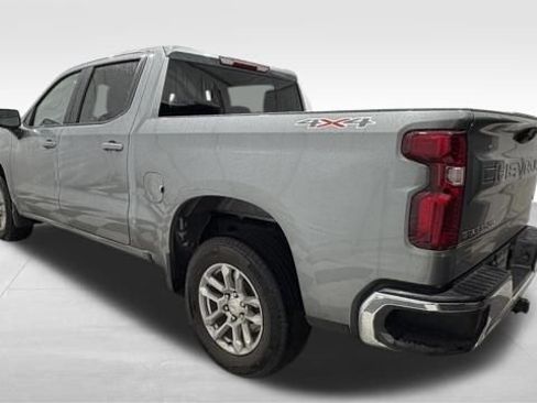 New 2026 Chevrolet Silverado 1500 LT image 2