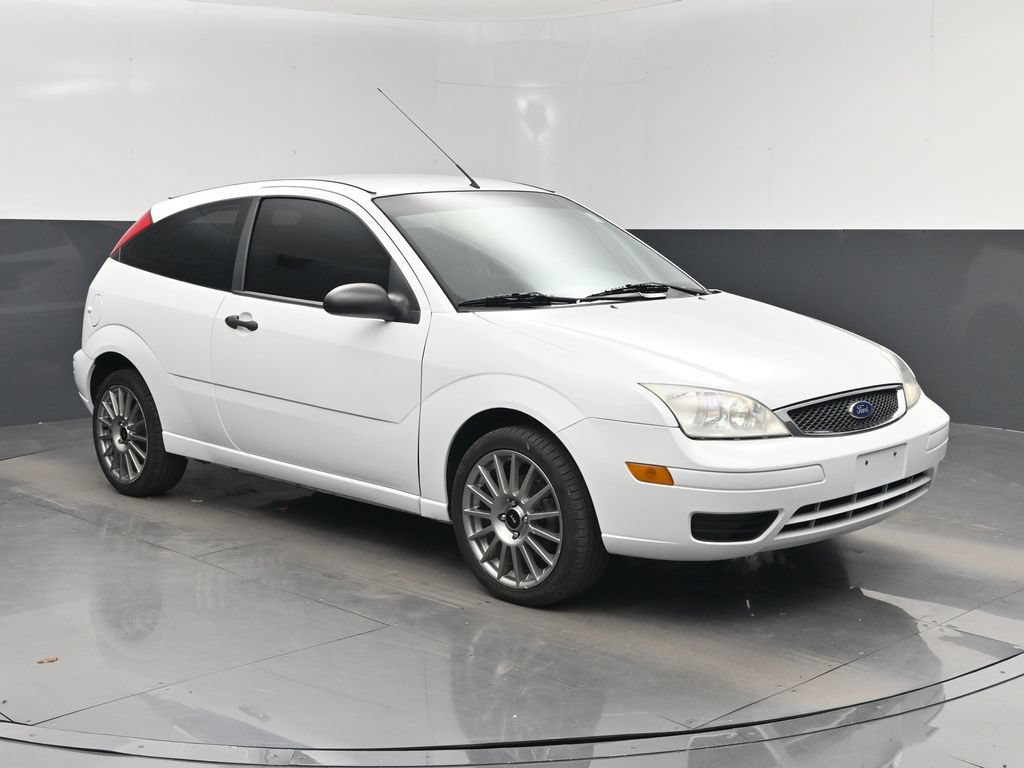 Used 2007 Ford Focus S FWD image 1