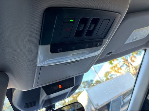 New 2026 Nissan Rogue SV image 31