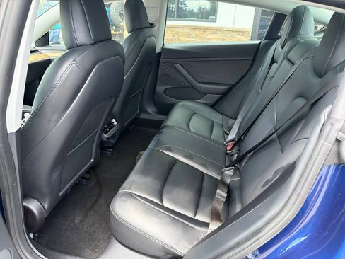 Used 2022 Tesla Model 3 RWD image 4