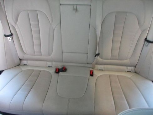 Used 2022 BMW X5 xDrive45e AWD/4WD image 46