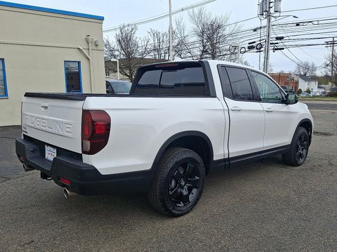 Certified 2025 Honda Ridgeline Black Edition image 7