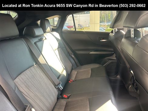 Used 2021 Toyota Venza XLE image 14