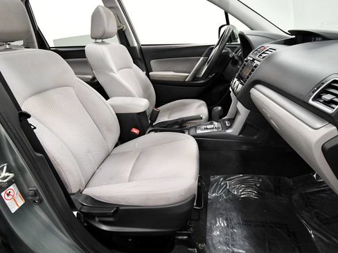 Used 2018 Subaru Forester 2.5i Premium AWD/4WD image 15