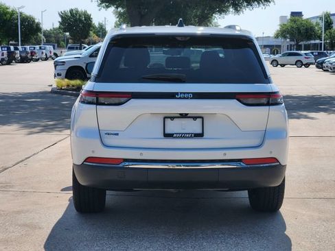 Certified 2022 Jeep Grand Cherokee Limited 4xe w/ Luxury Tech Group II AWD/4WD image 6