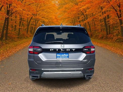 New 2026 Honda Pilot Touring image 5