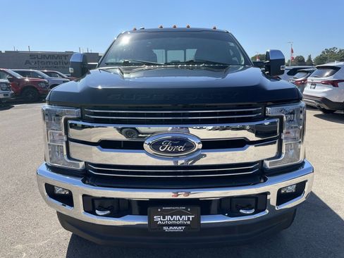Used 2017 Ford F250 Lariat w/ Chrome Package image 27
