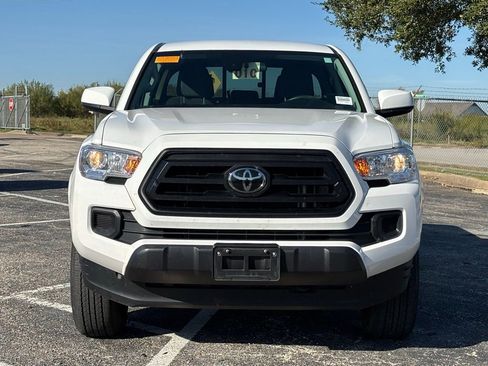 Used 2023 Toyota Tacoma SR image 3