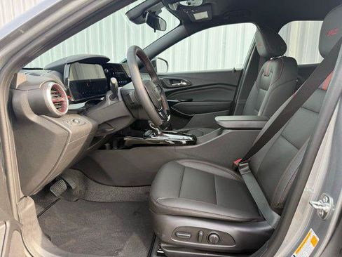 New 2026 Chevrolet Trax RS FWD image 6