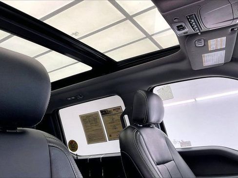 Used 2020 Ford F250 Lariat image 23