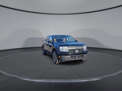 Certified 2022 Ford Maverick Lariat w/ Lariat Luxury Package image 2