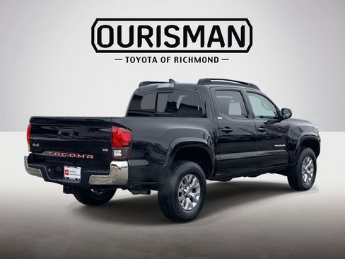 Certified 2018 Toyota Tacoma SR5 image 20