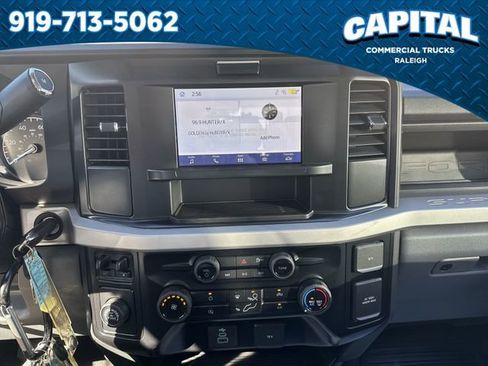 New 2026 Ford F250 XL w/ XL Chrome Package image 27