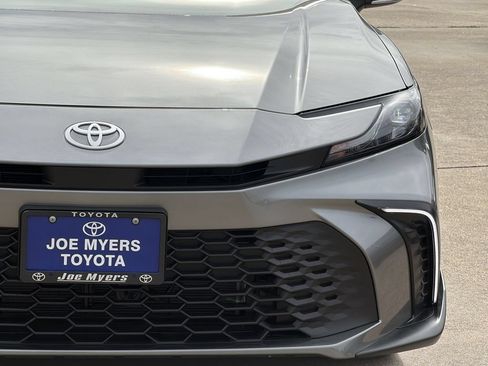 Used 2024 Toyota Corolla SE FWD image 6