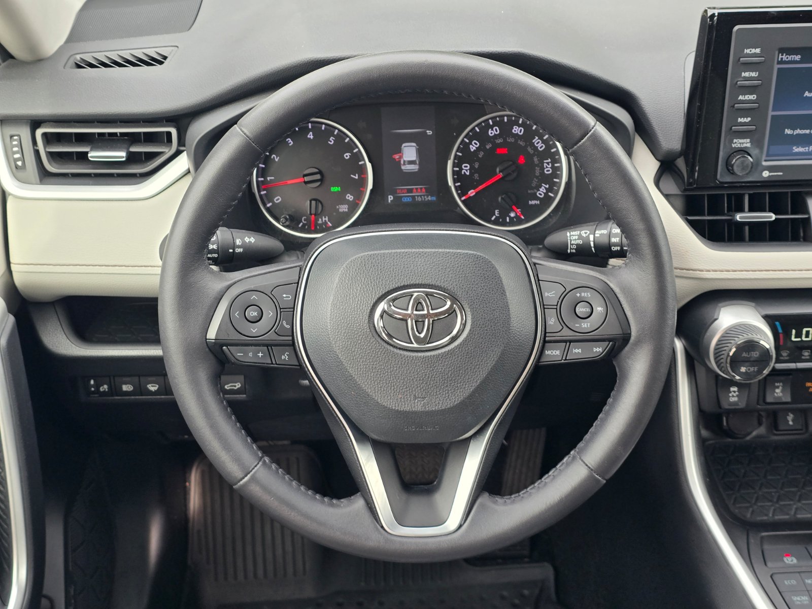 Used 2022 Toyota RAV4 XLE Premium AWD/4WD image 14