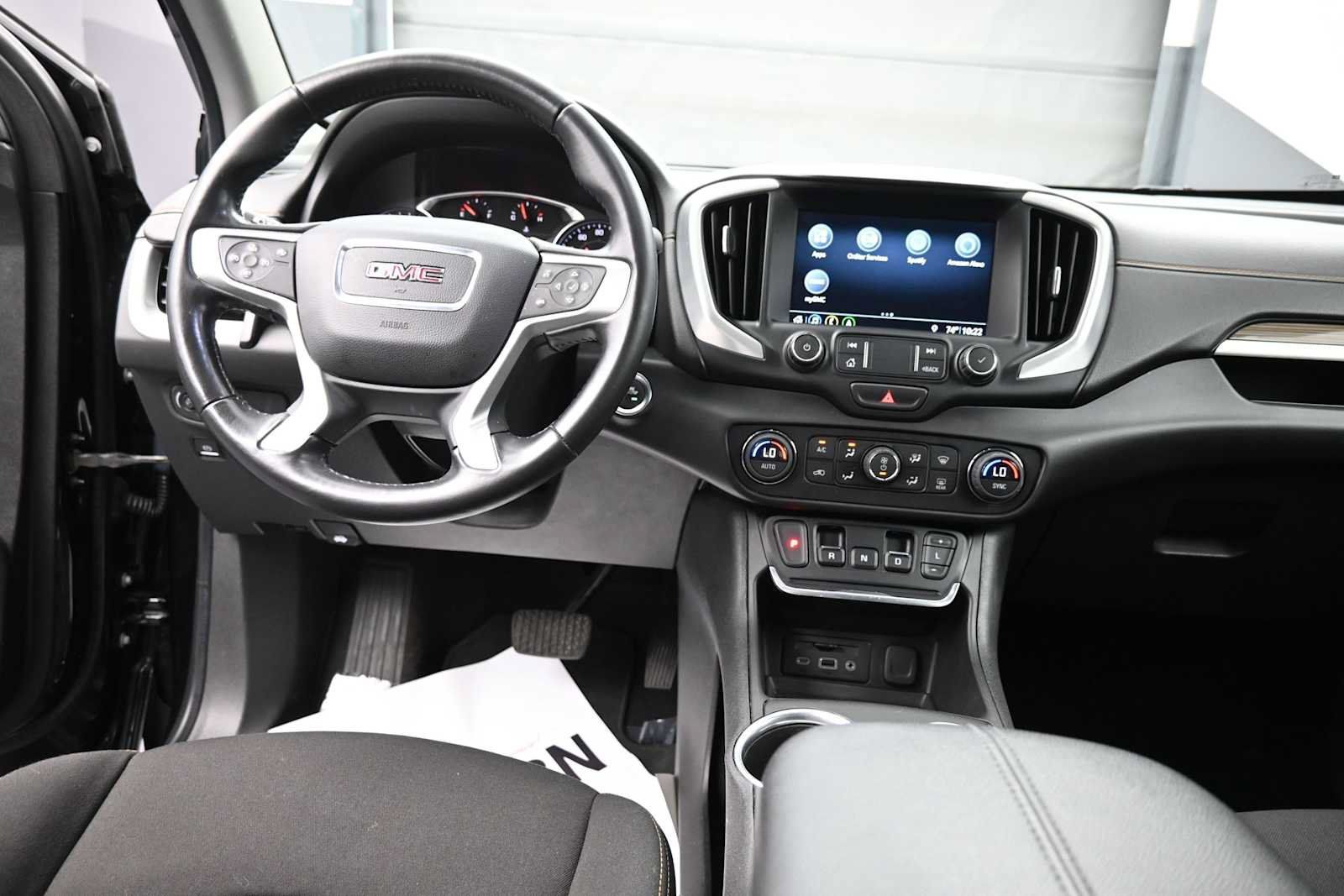 Used 2021 GMC Terrain SLE w/ Driver Convenience Package AWD/4WD image 16