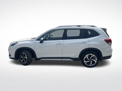 Used 2024 Subaru Forester Touring AWD/4WD image 14