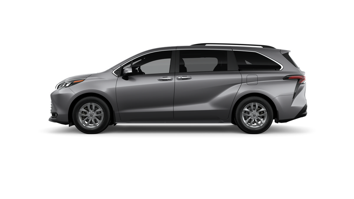 New 2026 Toyota Sienna XLE FWD image 4