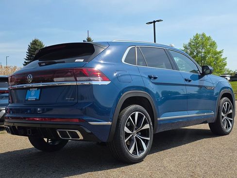 New 2026 Volkswagen Atlas Cross Sport SEL Premium R-Line AWD/4WD image 4