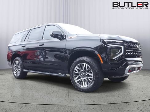 Used 2025 Chevrolet Tahoe Z71 w/ Comfort Package AWD/4WD image 8