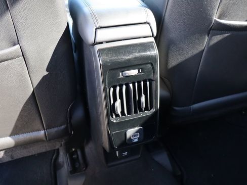 Used 2024 Jeep Compass Limited image 37