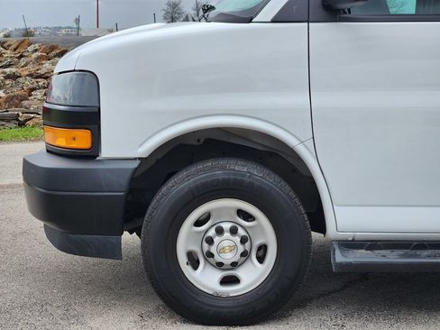 Used 2023 Chevrolet Express 3500 LS image 8