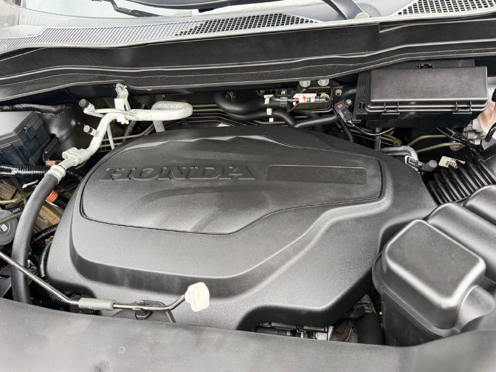 Used 2021 Honda Pilot Touring image 29
