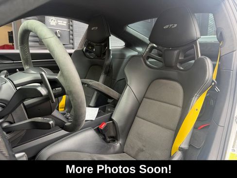 Used 2022 Porsche 911 GT3 RWD image 4